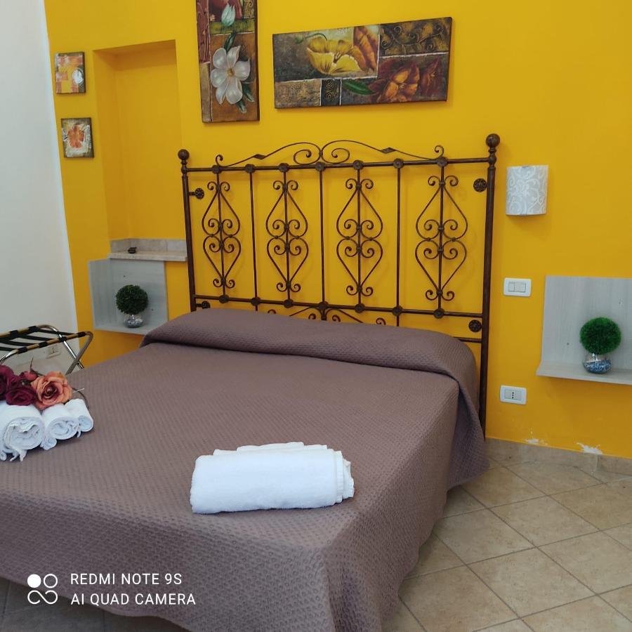 Villa Dolce Vita Rooms 카스텔루치오 외부 사진