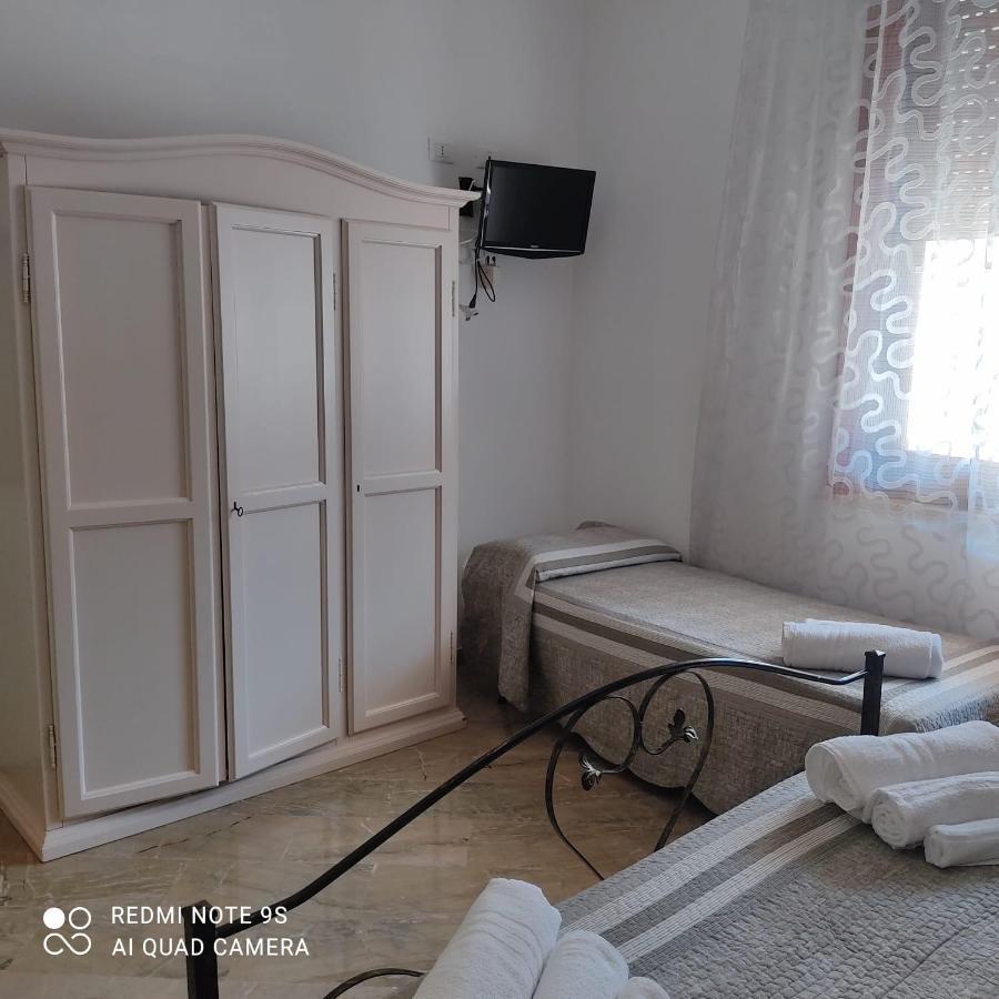 Villa Dolce Vita Rooms 카스텔루치오 외부 사진