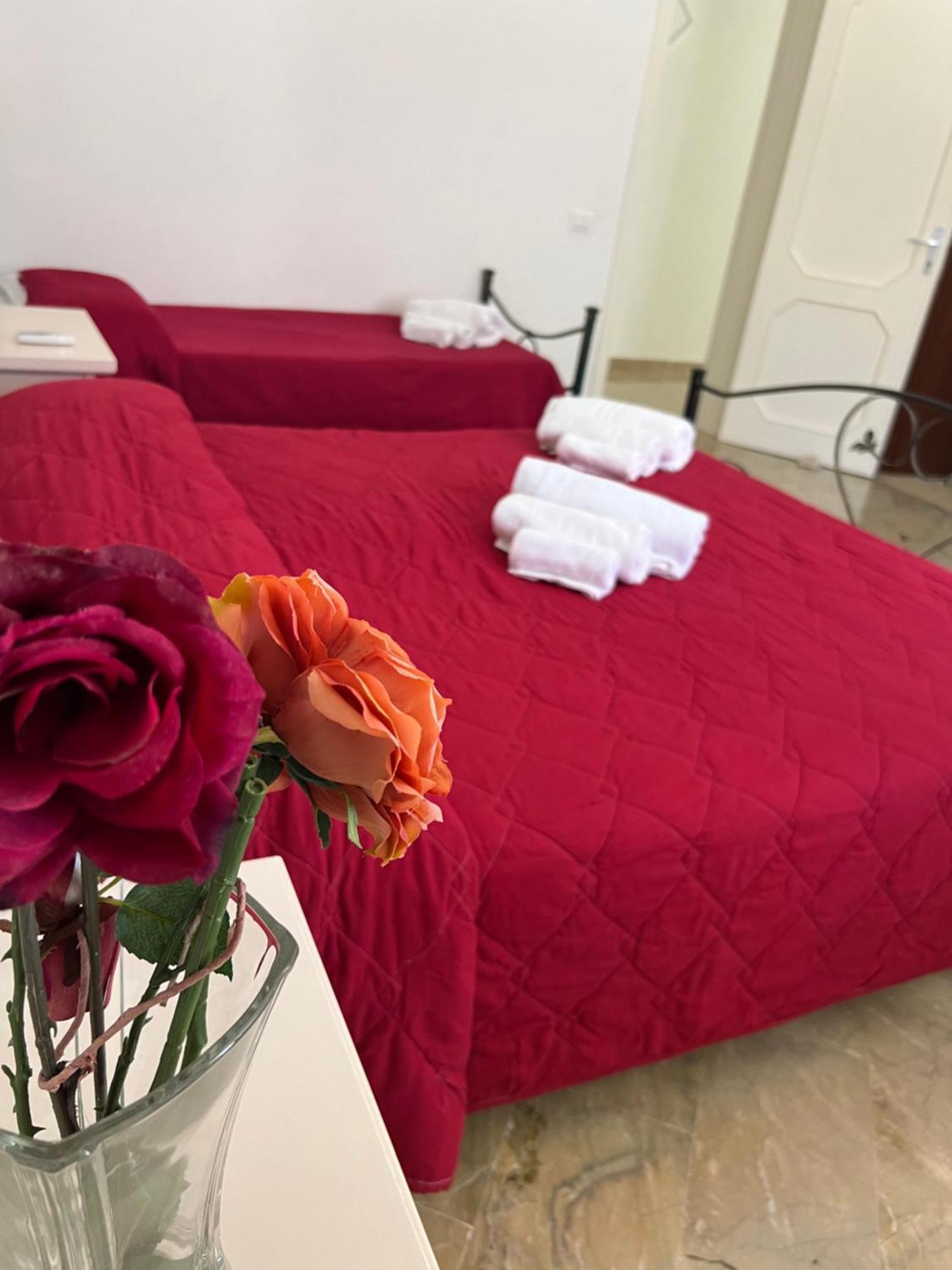 Villa Dolce Vita Rooms 카스텔루치오 외부 사진