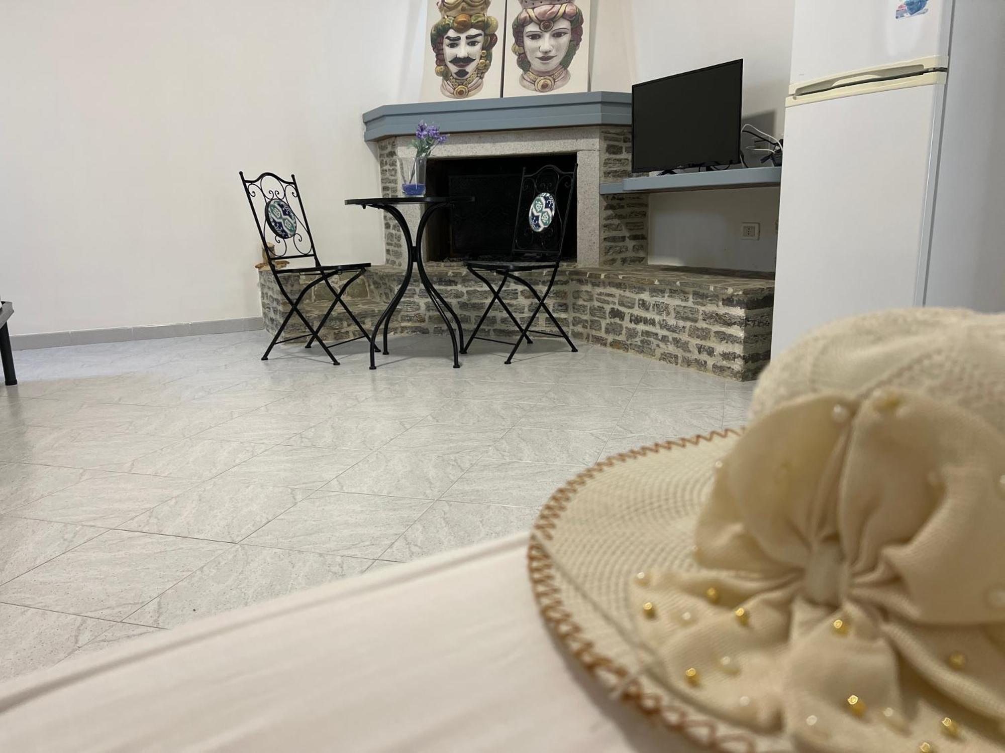 Villa Dolce Vita Rooms 카스텔루치오 외부 사진